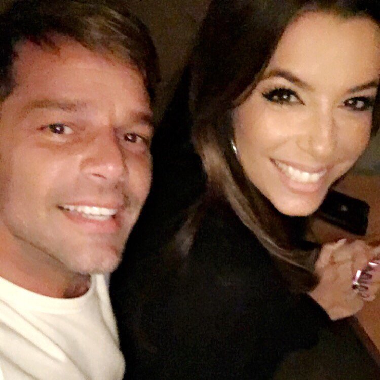 Me and my boo @ricky_martin last night ❤️ #Family #Friends #YesHesThatDamnCuteInPerson https://t.co/Ty6TqetUnI