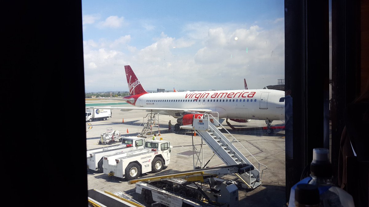 mgoldman713: @VirginAmerica in ready for my flight to #MagentoImagine #delayed #RoadToImagine https://t.co/aSAtl0Sttv