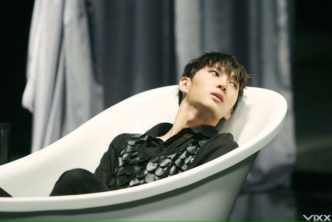 【📷】#LEO #レオ #레오 🛀#VIXX #빅스 #VIXX_2016_CONCEPTION スターキャスト45話⭐ 【📷】#LEO #レオ #레오 🛀#VIXX #빅스 #VIXX_2016_CONCEPTION スターキャスト45話⭐