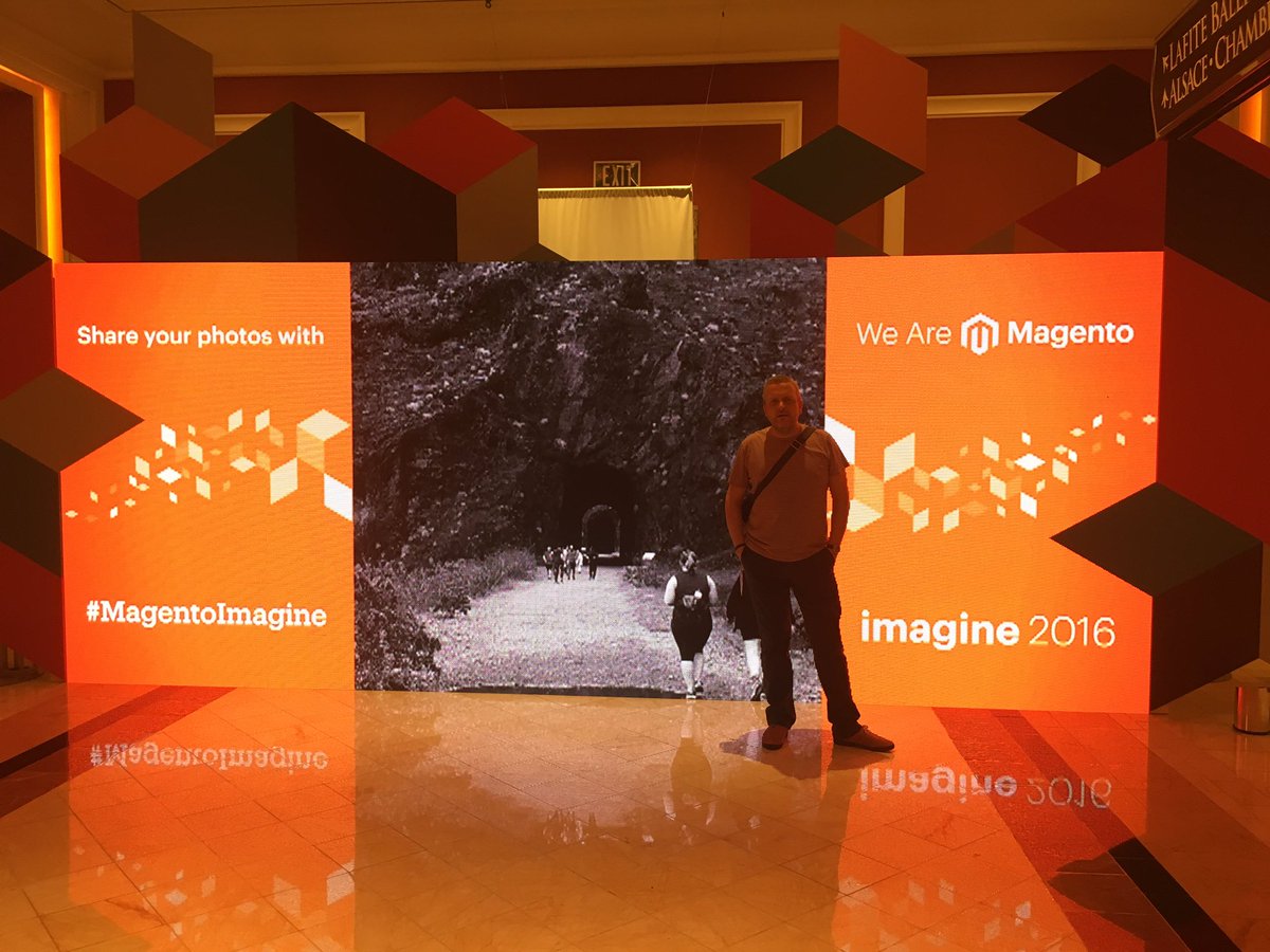 iwebtweets: We've arrived. Up and ready for coffee. #MagentoImagine #jetlag https://t.co/8DwsjaPAnO