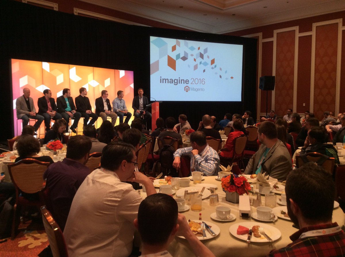 magento: It's a packed house at the Merchant & System Integrator Payment Panel hosted by @PayPal4Business #MagentoImagine https://t.co/ES7z34zFhr