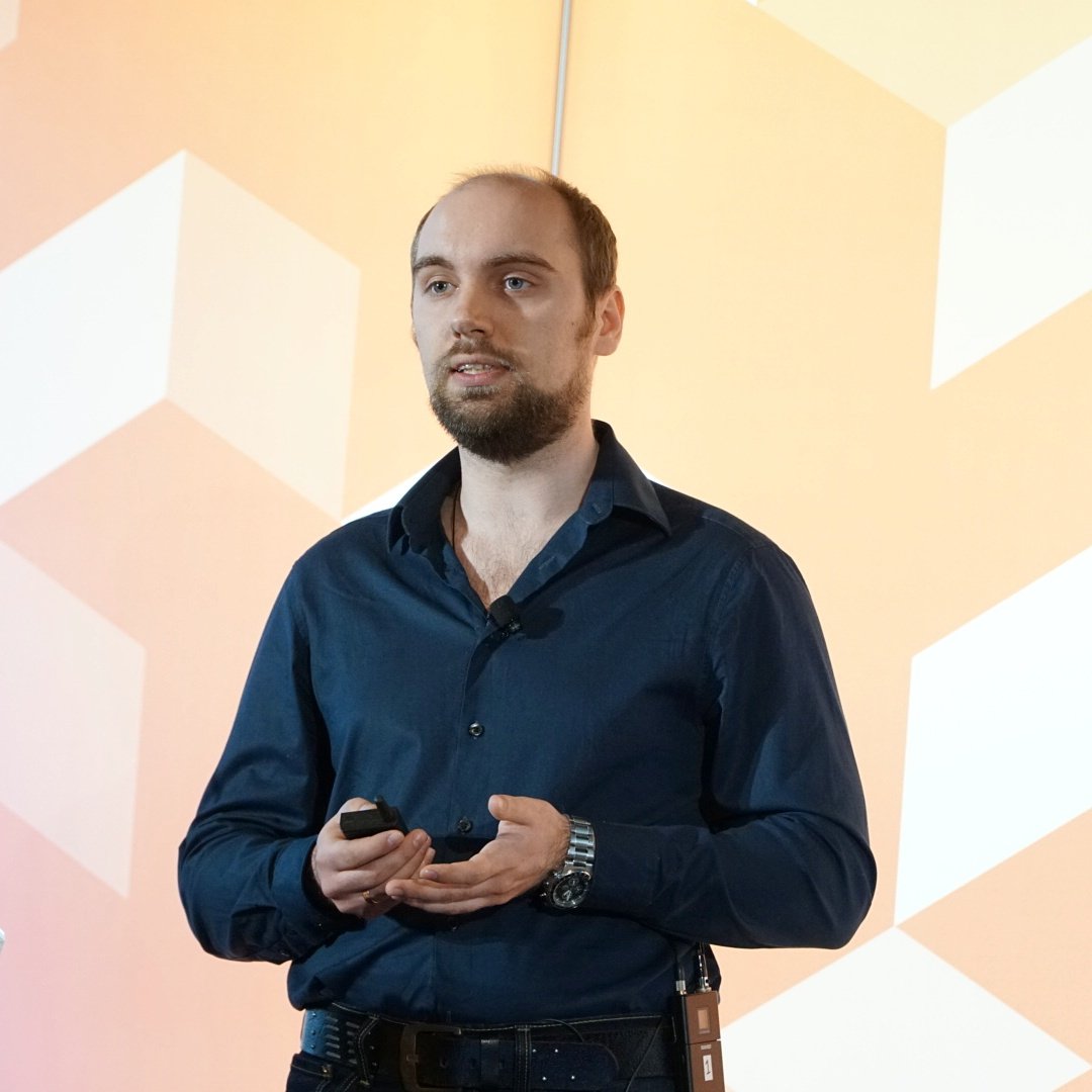 wejobes: Oleh Kobchenko talking about performance increases in Magento 2 #MagentoImagine https://t.co/QltCDnVAb2