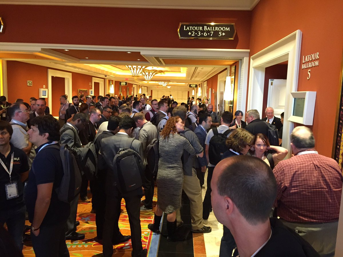 CalebRountree: Line to get into the exhibitor ballroom is LONG. Vendors from all over the Ecom and CRM world here! #MagentoImagine https://t.co/iqnkKJKGqB