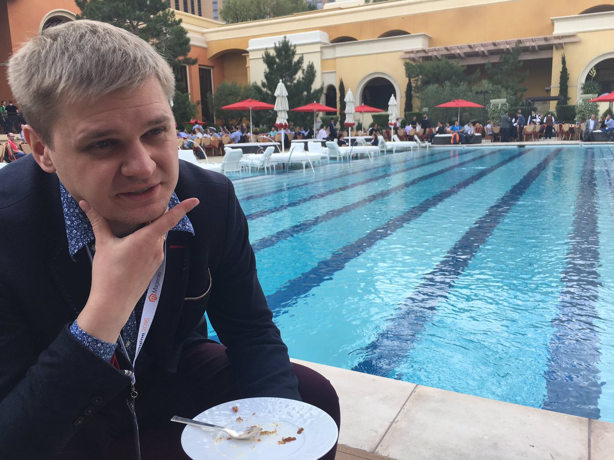 gsautereau: Having lunch with my dear (and slim) Ukrainian colleague Vitaliy by the pool #MagentoImagine https://t.co/odS1vjTG63