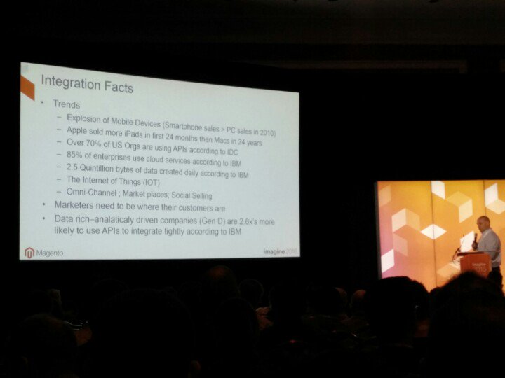 netz98: Magento 2 is ready for integrations. #MagentoImagine https://t.co/z4edhzPs2Y