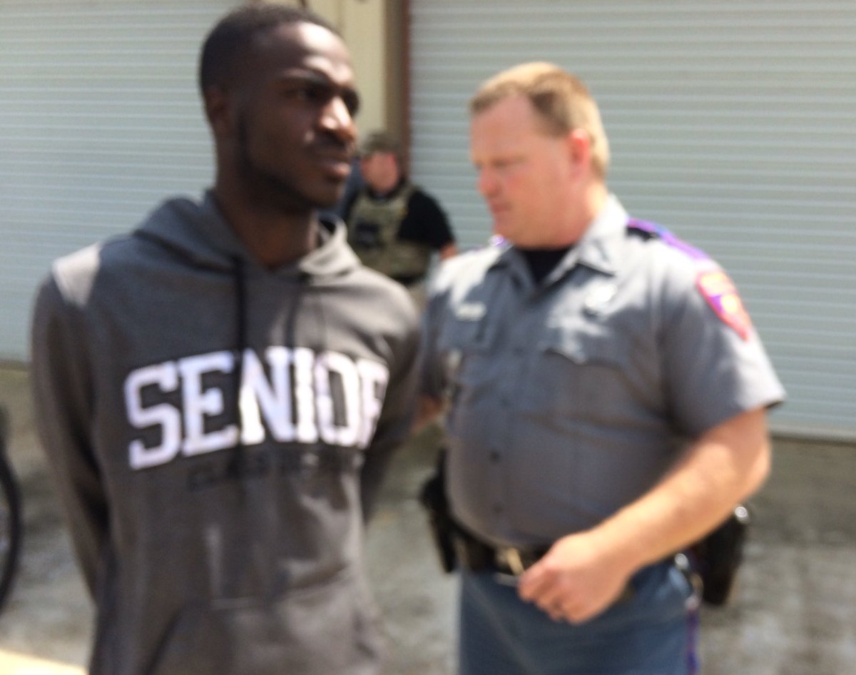 Breaking 2 in custody in connection to jeff davis county double shooting that killed 1. wdam