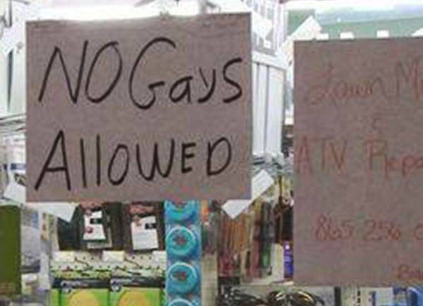 RT @WirSindAlleFRK: #IrritateMeIn4Words
North Carolina discrimination law ???????????????????????? #LGBT #EqualityForAll https://t.co/FSqxQ6dEf5