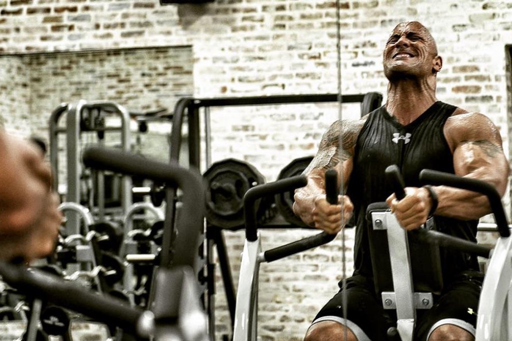RT @FootwearNews: Watch the new commercial starring @TheRock for @UnderArmour https://t.co/4pFCU5mxFD https://t.co/C9dlaJKvhC