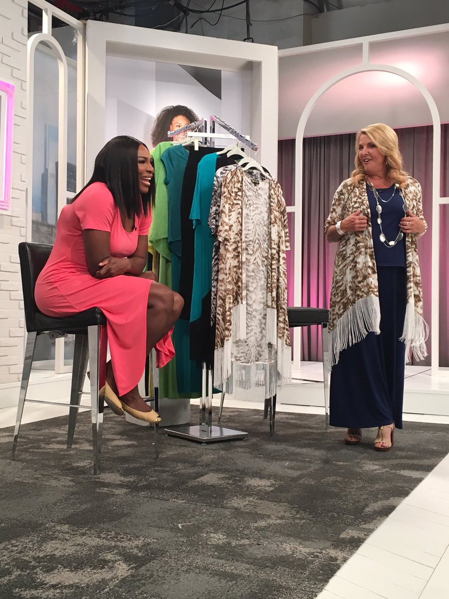 We're serving up #style @hsn right now! Join me for my last 2 hours & shop the collection #SerenaStatement #fashion https://t.co/Z2XrEOBRqK