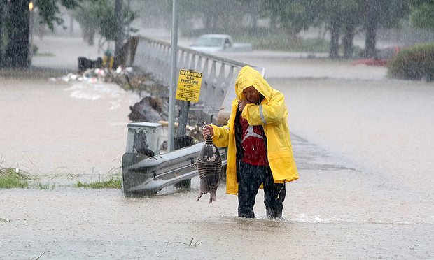 RT @guardian: Are you being affected by the floods in #Houston? Share your stories with us https://t.co/lmP4NFpycO https://t.co/ITUIriQCzi