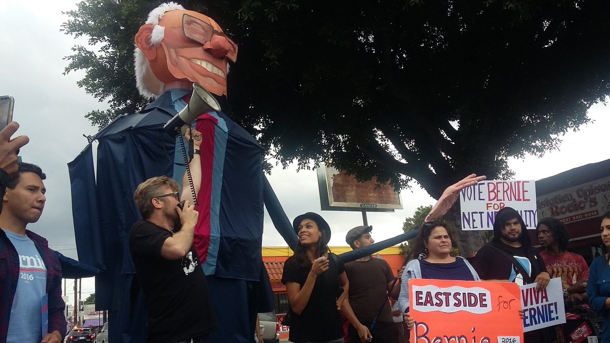 RT @ErikaAndiola: @rosariodawson joins the #UnidosConBernie March in East LA! https://t.co/GOKhGNxSk3