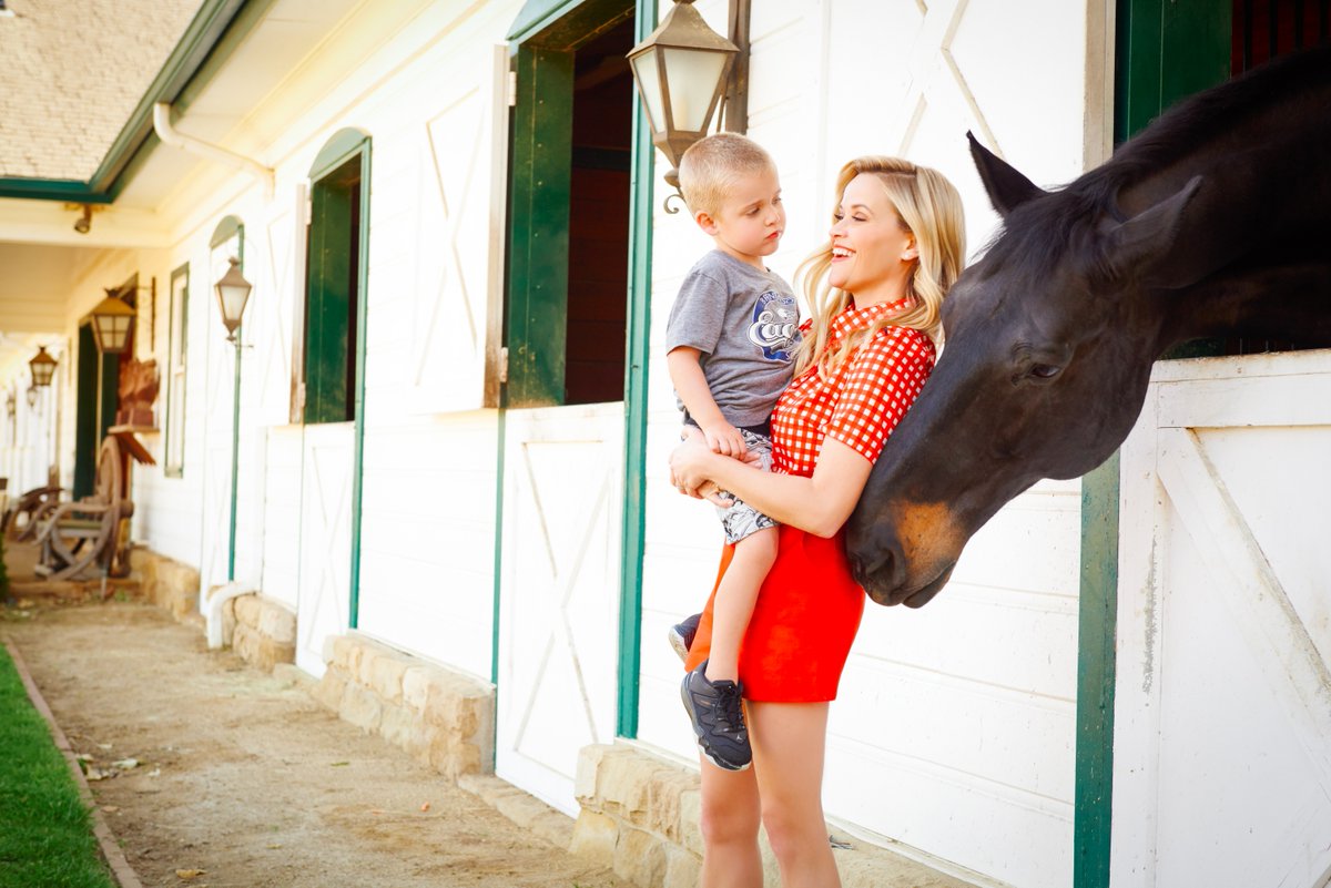 RT @draperjames: Wishing y'all a Happy #MothersDay! ???? #BTS horsin' around with @RWitherspoon and her little man xo https://t.co/291t7ceOiq