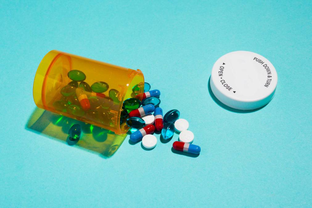 #prescriptiondrugs #bigpharma  #alternativemedicine https://t.co/lbNoq7IZnE https://t.co/uIetHyip7k