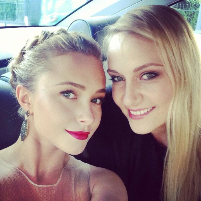 #TBT @amyoresman and I on our way to the #WhiteHouseCorrespondents dinner #underthestairs ???? https://t.co/8JSXvD2yHN