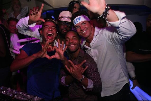 #FBF 2012 doin it big @LIVmiami @ErickMorillo @JpJimenecNYC ????  @worldREDEYE https://t.co/e1lSyo0Kg0