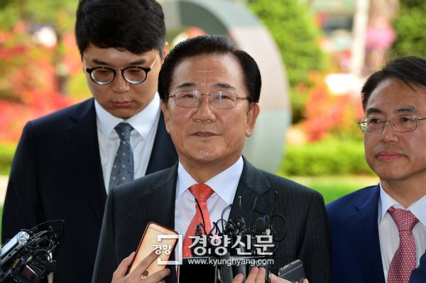박준영 공천헌금 검찰 국민의당 받은 당선인 출석 소환 수억원대 혐의 의혹 kyunghyang
