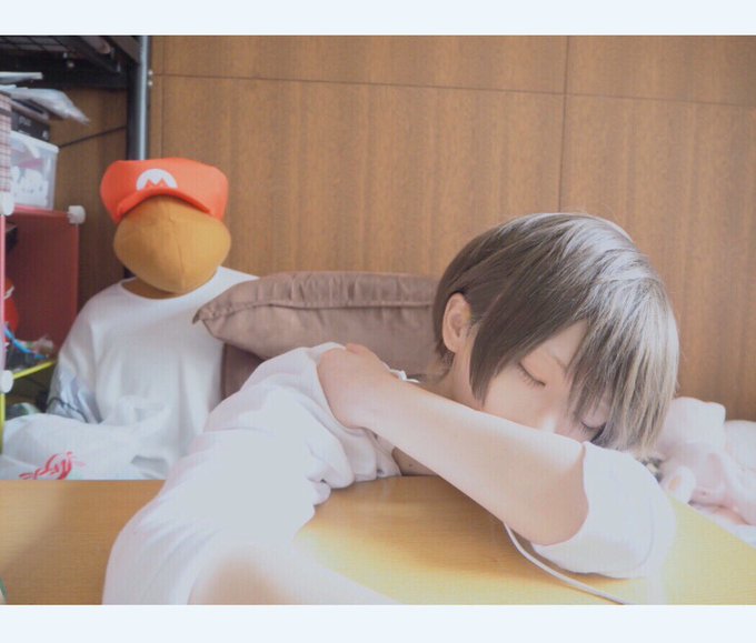 「田中くんはいつもけだるげ」から田中くん風メイク(寝てるだけ)#たなけだ 「田中くんはいつもけだるげ」から田中くん風メイク(寝てるだけ)#たなけだ