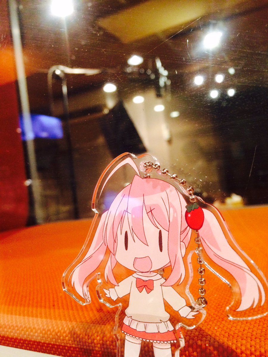 本日5/5は私の愛して止まない『萌咲いちご』ちゃんの誕生日です。お誕生日おめでとう♪いちごちゃんと出逢えて、私は本当に幸 本日5/5は私の愛して止まない『萌咲いちご』ちゃんの誕生日です。お誕生日おめでとう♪いちごちゃんと出逢えて、私は本当に幸