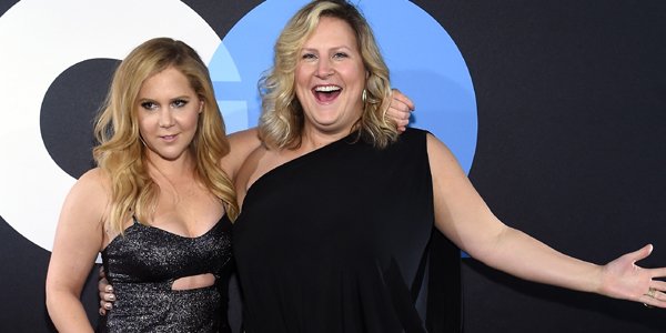 RT @accesshollywood: .@bridgeteverett will be on #AccessLive with us this morning! P.S. she's besties with @amyschumer! #AccessTakesNYC htt…