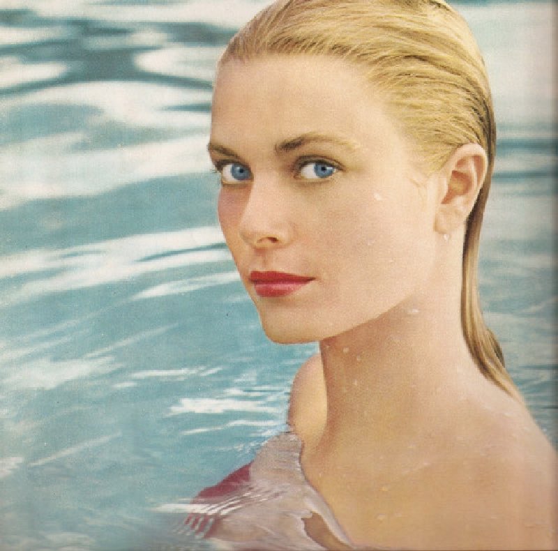 #MondayMuse - the timeless #GraceKelly (????: #HowellConant) https://t.co/DnGhsI56EV