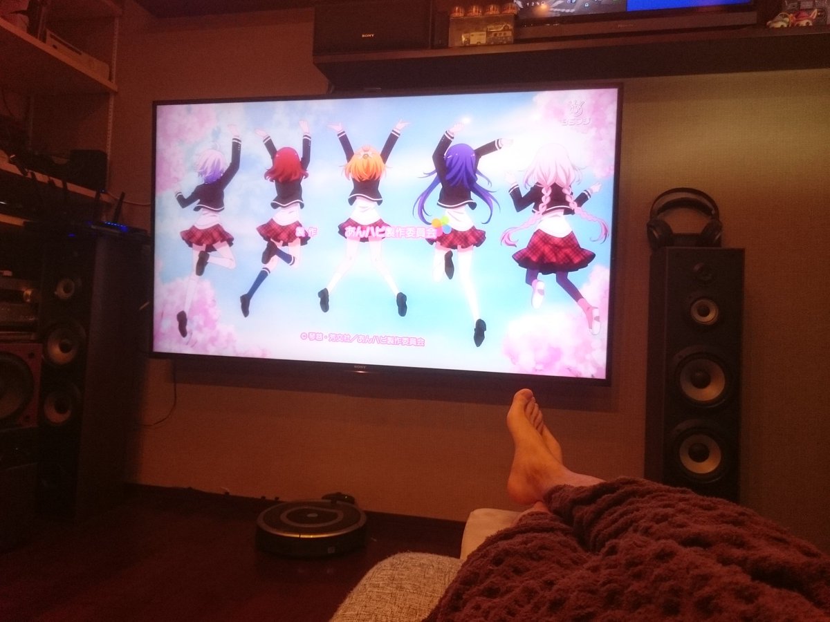 【70インチ体感画像】あんハピOP動画を用意します↓手を当てます 【70インチ体感画像】あんハピOP動画を用意します↓手を当てます