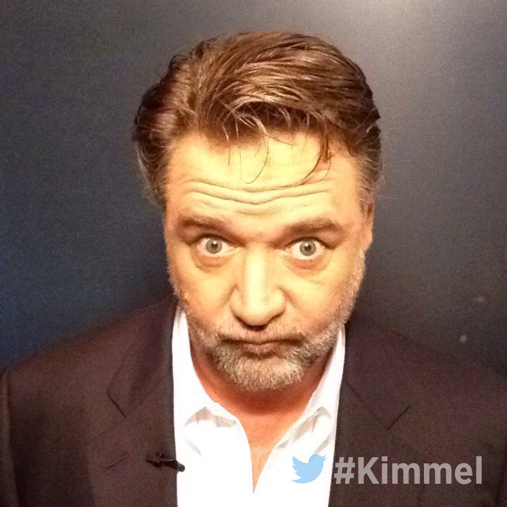 RT @JimmyKimmelLive: Backstage at #Kimmel - NEW show tonight with @RussellCrowe #TheNiceGuys 11:35|10:35c #ABC https://t.co/B7tRMFQ2cQ
