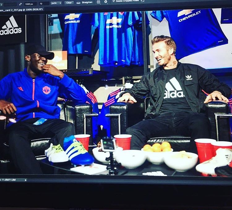 RT @Stormzy1: Spent the morning chilling on a sofa with David Beckham...as you do. ???? https://t.co/qx2Ldelon0
