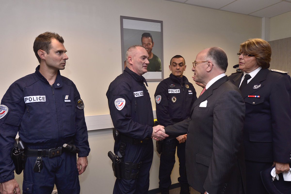site de rencontre avec policier