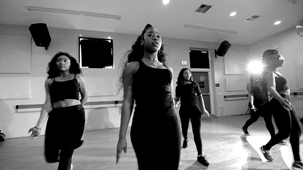 The chase continues TONIGHT! Find out who makes the group in an all-new #ChasingDestinyBET at 10p/9c! https://t.co/Tabmqi6Hno