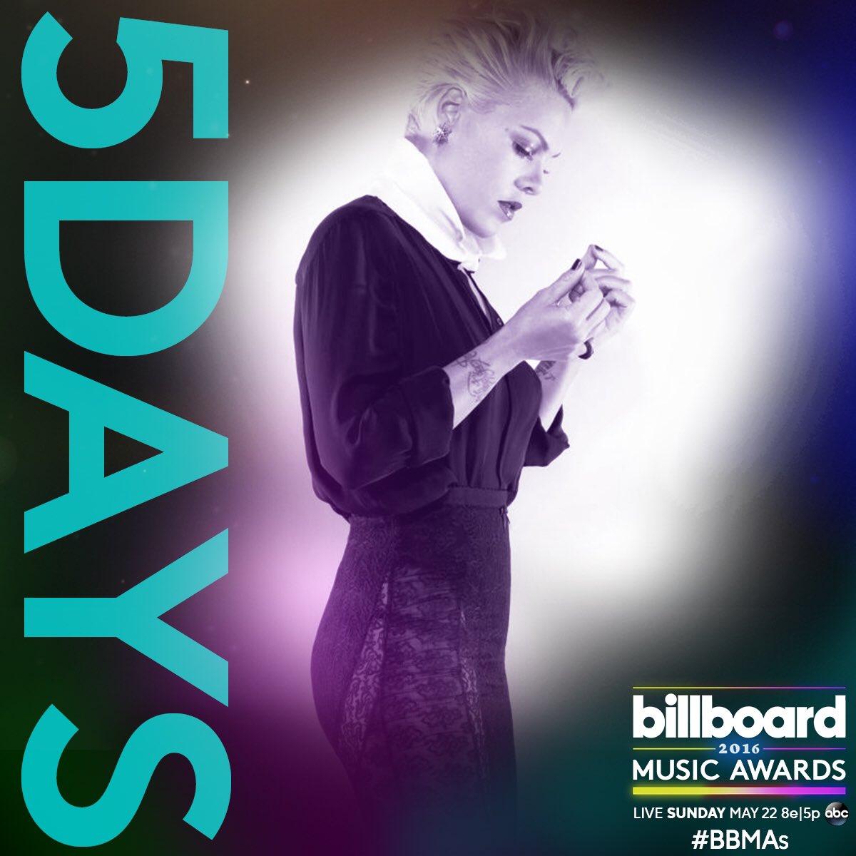 #JustLikeFire live on the @BBMAs & I can't wait! 5 days ❤️ May 22nd @ 8e/5p on ABC. #BBMAs https://t.co/99PQbunkMd