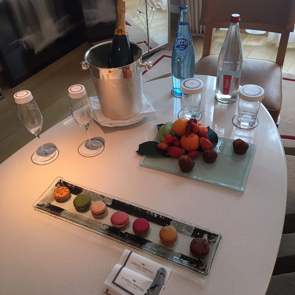 Always get the warmest welcome back to my suite @LeRoyalMonceau Mmmmmmm!!!!#RG16 https://t.co/oZ60aCkmhy
