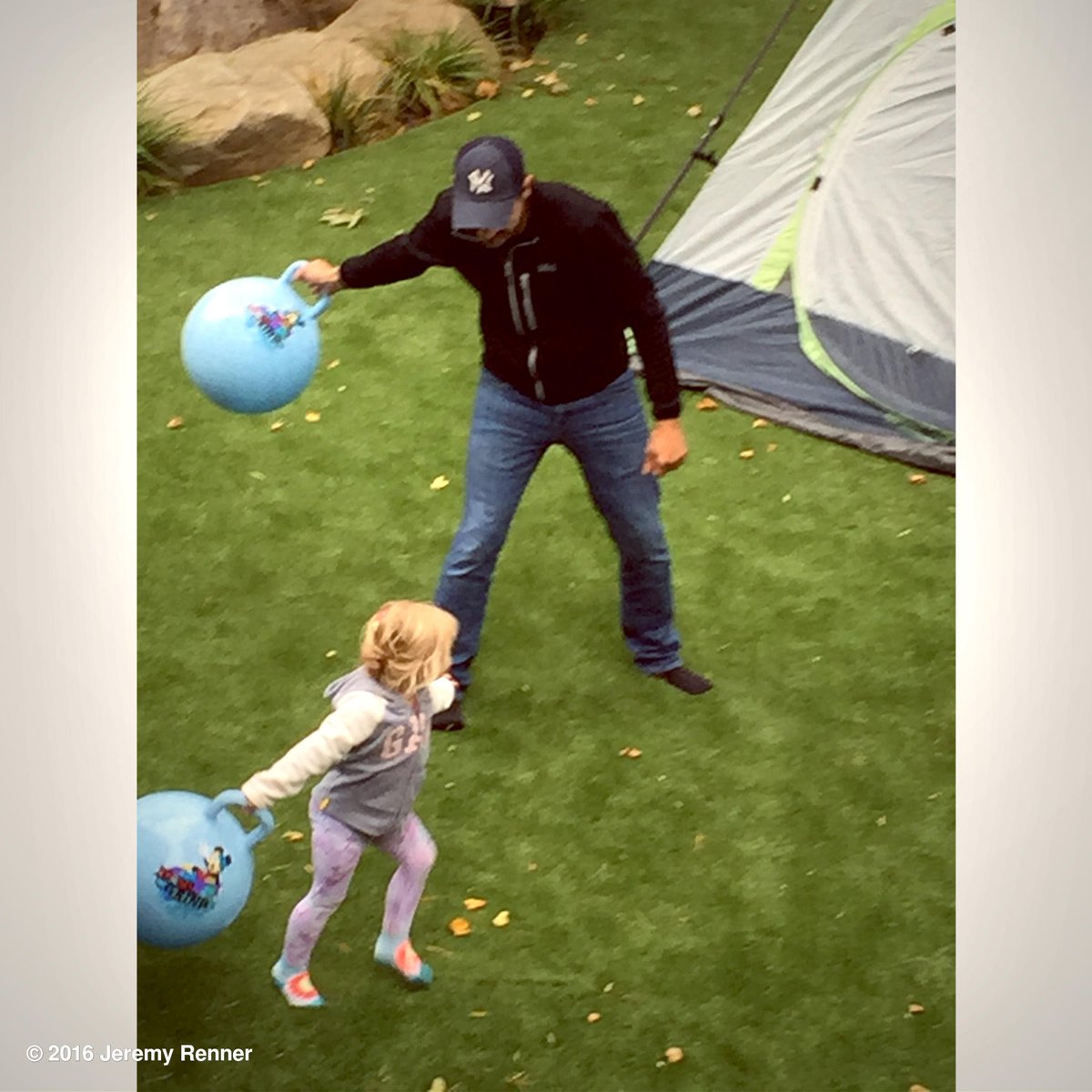 When all is right in the world #daddy #playdate #shewearsmeout https://t.co/T85yWKrctB