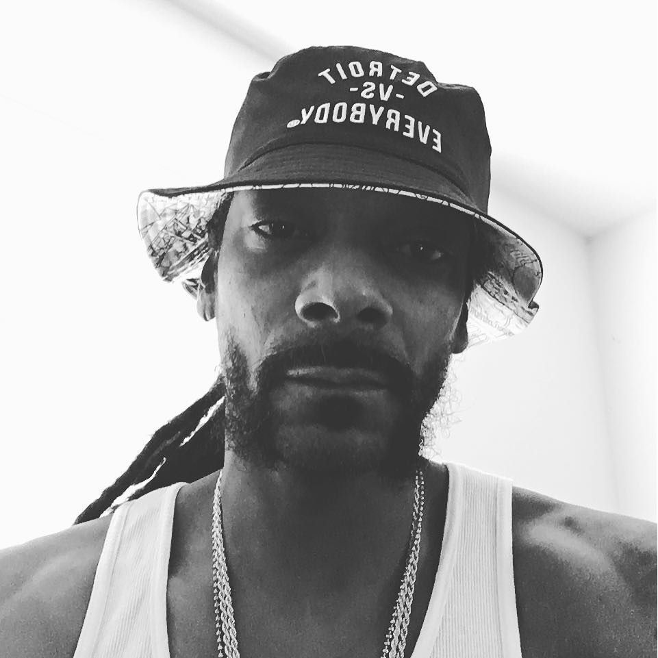 Top. Dogg. https://t.co/KQOZqsq9fe https://t.co/7DLGqbDaJb