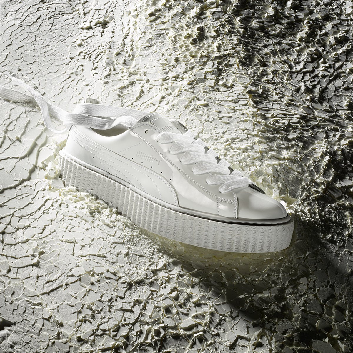 New colors of the @PUMA Creeper are out now!  https://t.co/GAkFFgYA0O https://t.co/NctLsqMlvE