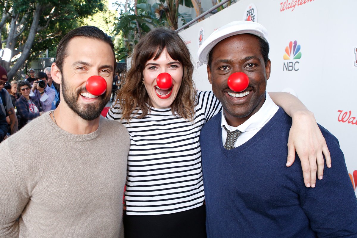 RT @NBCThisisUs: #ThisIsUs' @MiloVentimiglia, @TheMandyMoore and @sterlingkb1 celebrate #RedNoseDay with their @NBC family. https://t.co/rU…