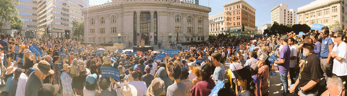 RT @RoseAnnDeMoro: Thousands of Bay Area residents have waited hours to see Bernie! We can win this! #BernieInOakland #MemorialDay2016 http…