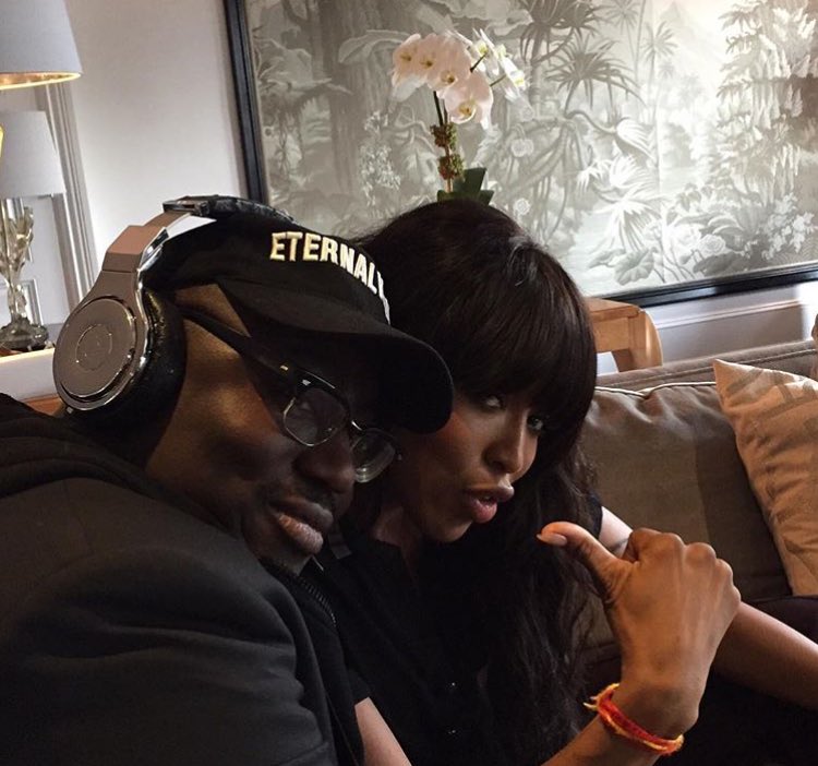 So happy to gift @edward_enninful his unique ostrich & gold @beatsbydre to celebrate #beatsxee25  ????????????❤️???????????????????????????????????? https://t.co/pJOxsHTmKt