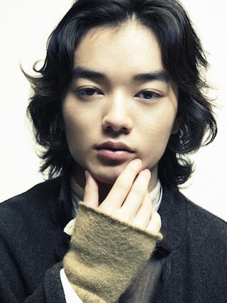 菊地凛子