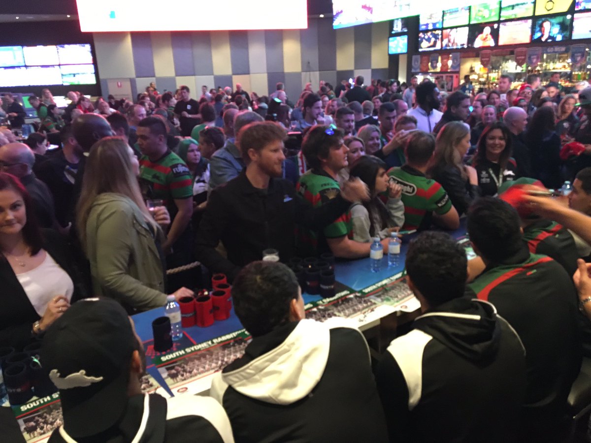 RT @SSFCRABBITOHS: Huge turn out at @CrownPerth for our player meet and greet. 

#GoRabbitohs https://t.co/mzJ8pjPR9Y