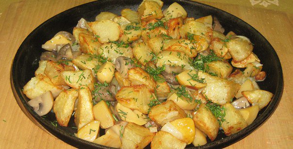 Картошка жареная с грибами и луком рецепт с пошагово