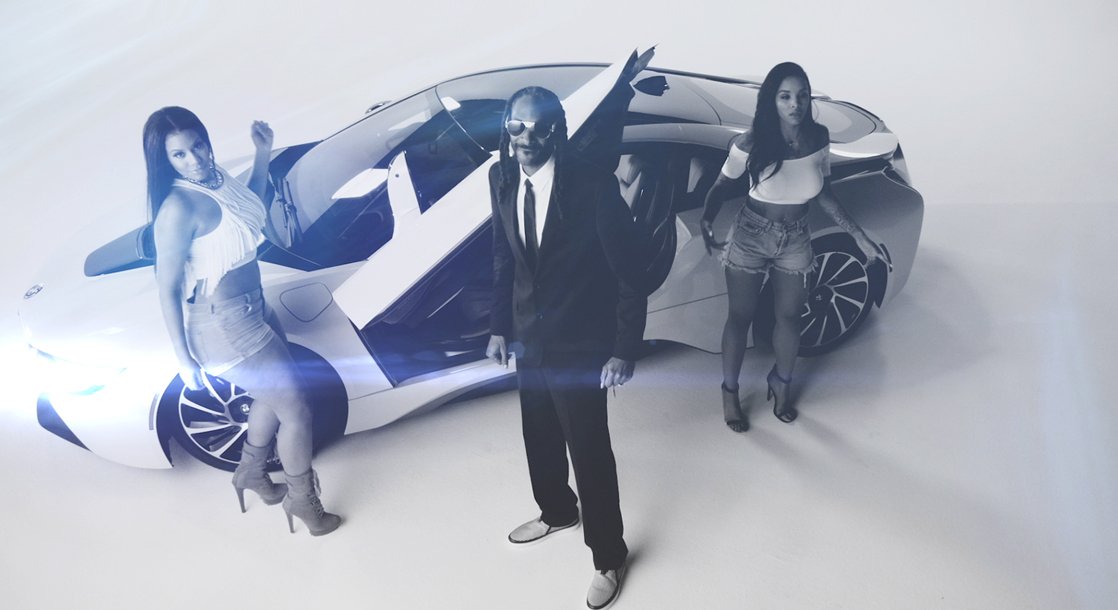 RT @MERRYJANEMEDIA: The video for #KushUps by @SnoopDogg feat. @wizkhalifa just dropped & it's lit! ????????????????https://t.co/YM3KSMRUWU https://t.c…