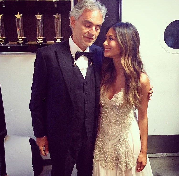 What an honor to be able to sing tonight and share the stage with @AndreaBocelli last weekend at the @HollywoodBowl! https://t.co/iJ5B4ce3Pa
