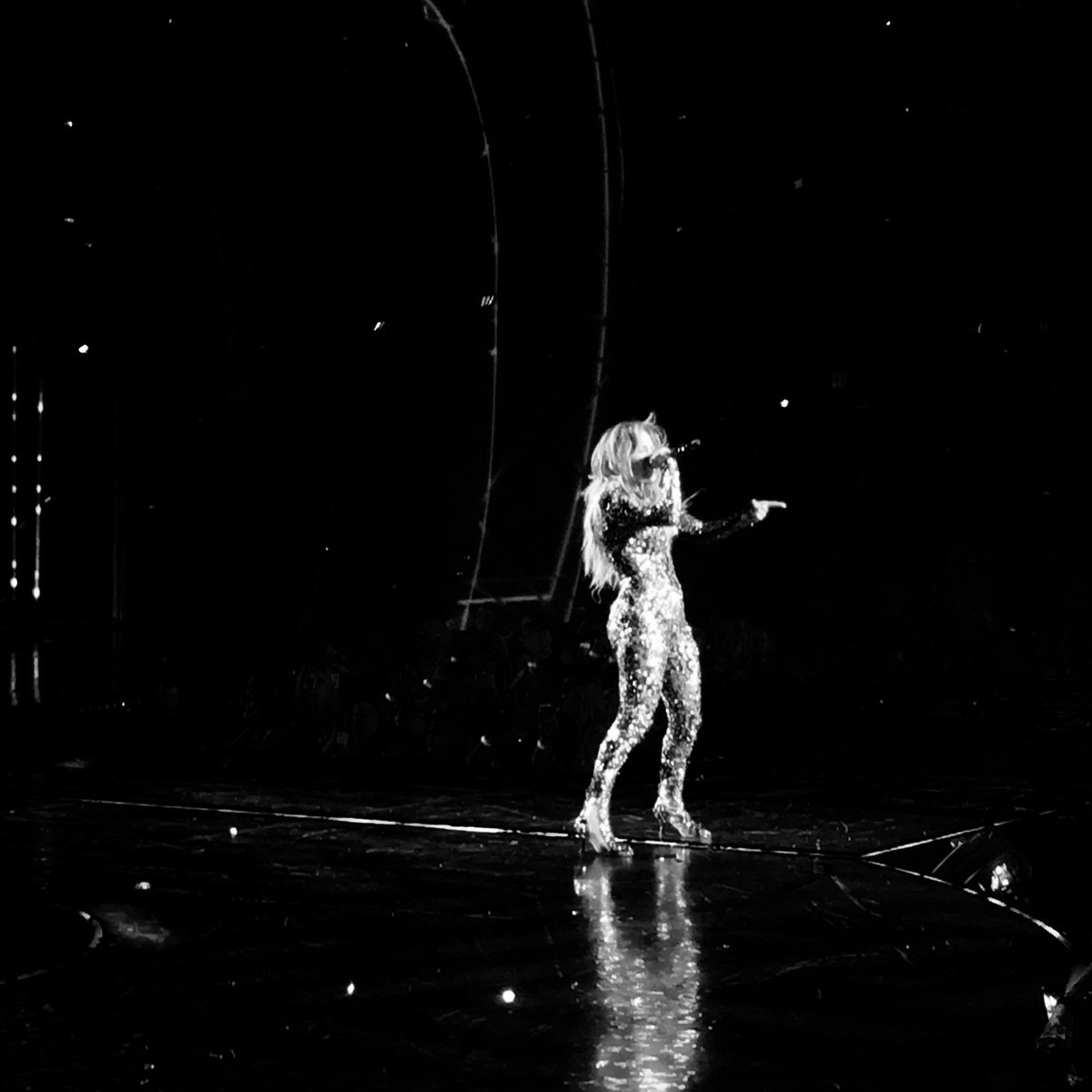 RT @MIKESNEDEGAR: 4th time and keeps getting better. Thank You @JLo - you give it #AlliHave EVERY TIME. #JLoVegas https://t.co/lwvqI2N87o