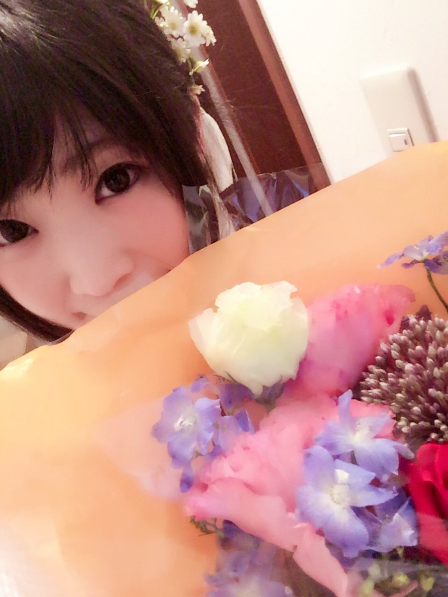 本日は本当にどうもありがとうございました!お花も!7月から始まる「ももくり」EDテーマ担当、今年アルバム発売!たくさん楽 本日は本当にどうもありがとうございました!お花も!7月から始まる「ももくり」EDテーマ担当、今年アルバム発売!たくさん楽