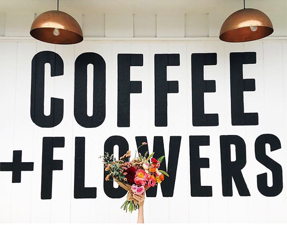 These are a few of my favorite things... ☕️???????????? #repost @GlitterGuide https://t.co/L8NqgioSzh