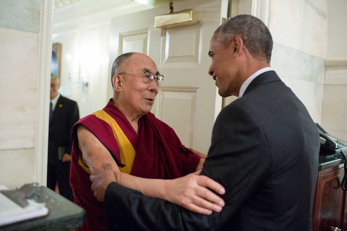 President Barack Obama greets HHDL at the entrance of the Map Room of the White House on June 15th. Photo/Pete Souza 