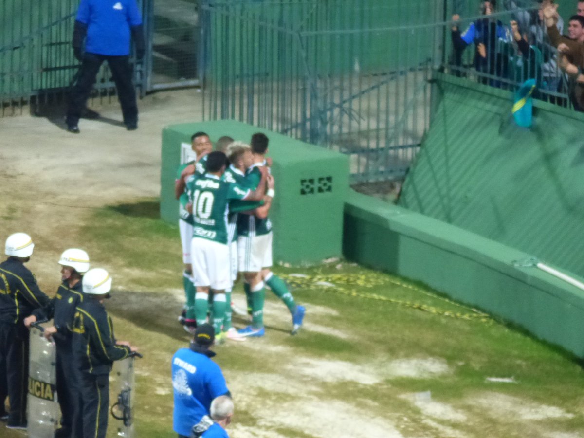 VÍDEO: Gol de Cristaldo, Coritiba 2 x 2 Palmeiras - Série A 15/06/2016