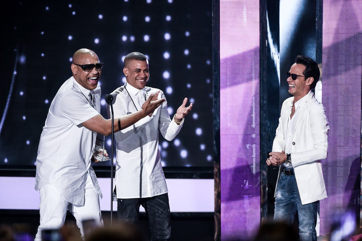 Remembering these amazing moments with my friends @gdzoficial. #TBT https://t.co/ReEPzohwO5