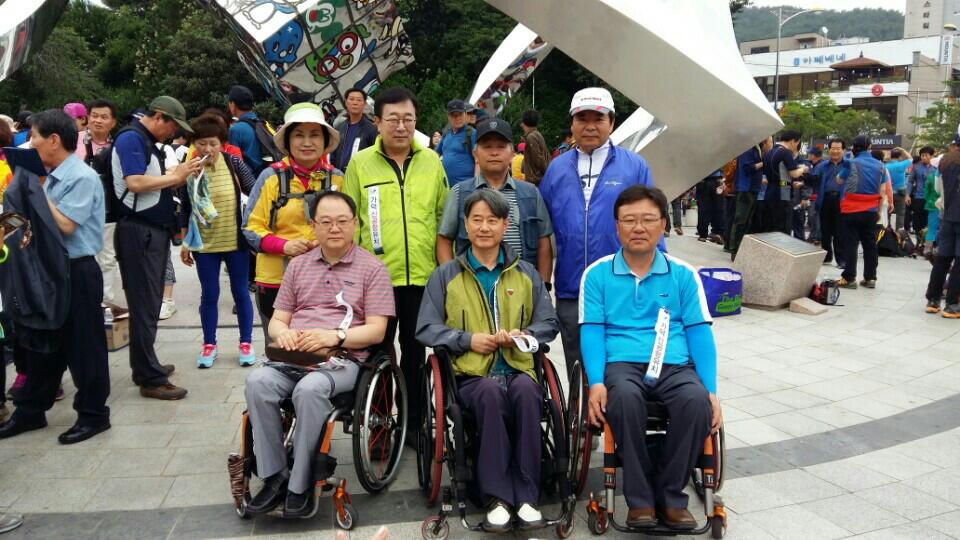서병수 부산시장 가덕도 사퇴 가덕신공항 김해공항국내선 밀양신공항은많은주민생활침해 농토목축과수원잃어버린 유치 시장직 재확인 손석희 밀양으로 ontellsk3