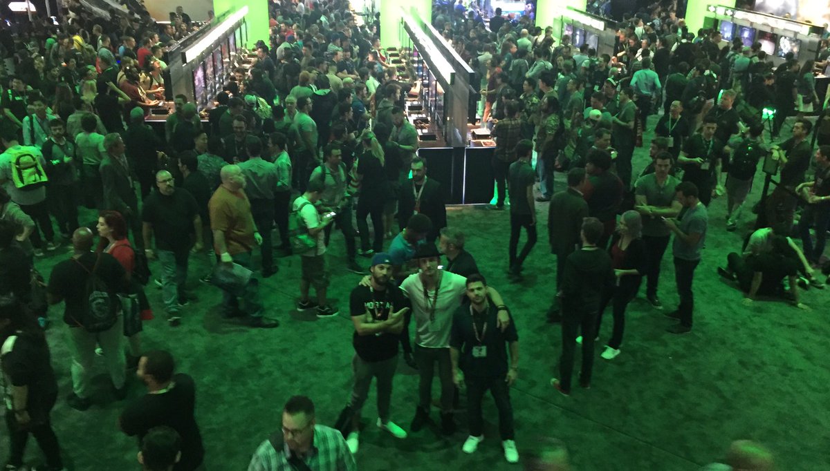 New @B4BPodcast up. @TheRealElemgy @TysonSullivan & I recap our 1st trip to E3! Lots of BF1 https://t.co/TsMDKRZlQC https://t.co/GxP1vUnJ8k